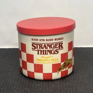 Bath & Body Works Stranger Things Candle - Argyle’s Pineapple Pizza